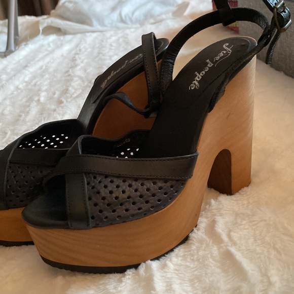 Free People black platform heels - Picture 3 of 4